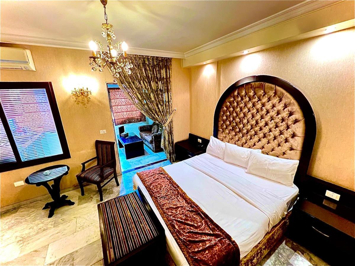 Queens Suite Hotel Beirut Ngoại thất bức ảnh