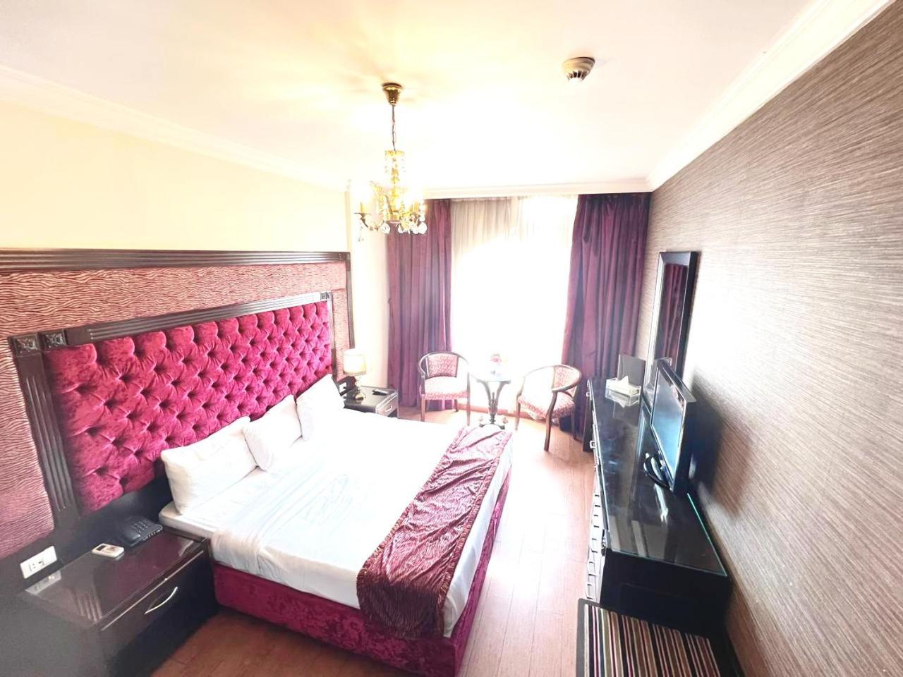Queens Suite Hotel Beirut Ngoại thất bức ảnh