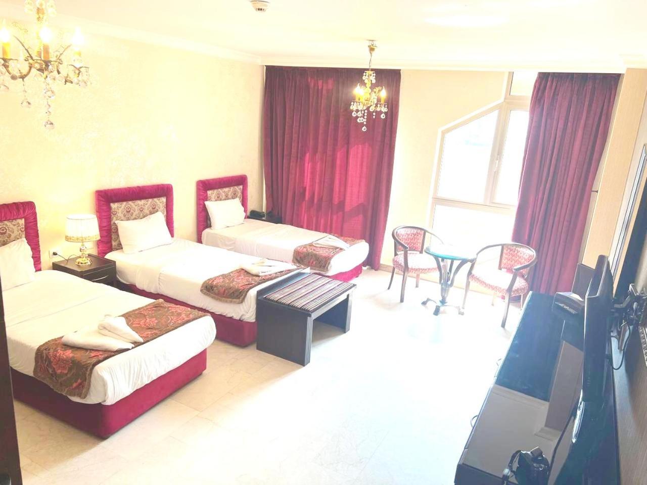 Queens Suite Hotel Beirut Ngoại thất bức ảnh