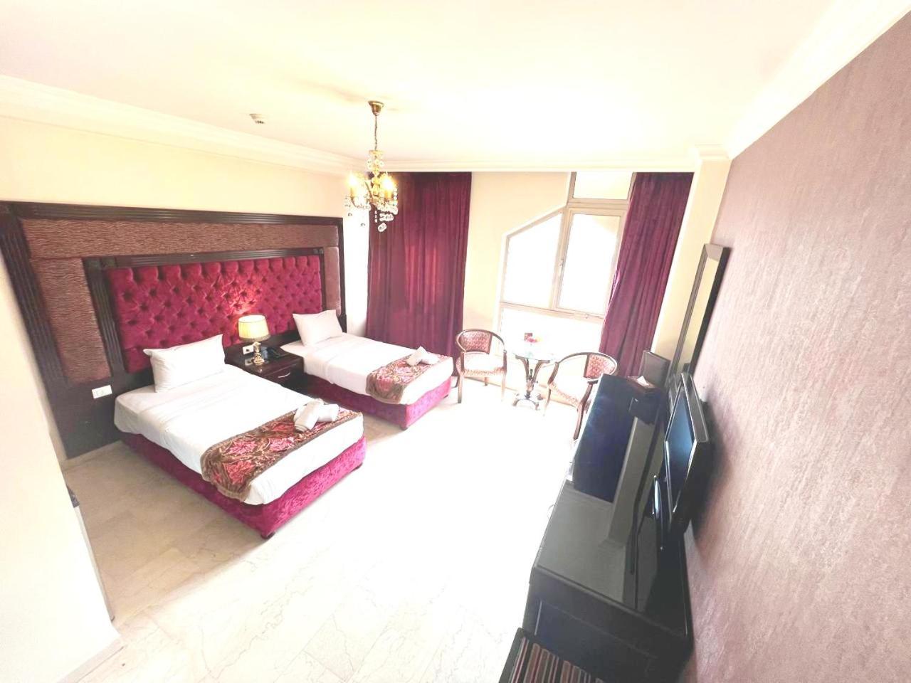 Queens Suite Hotel Beirut Ngoại thất bức ảnh