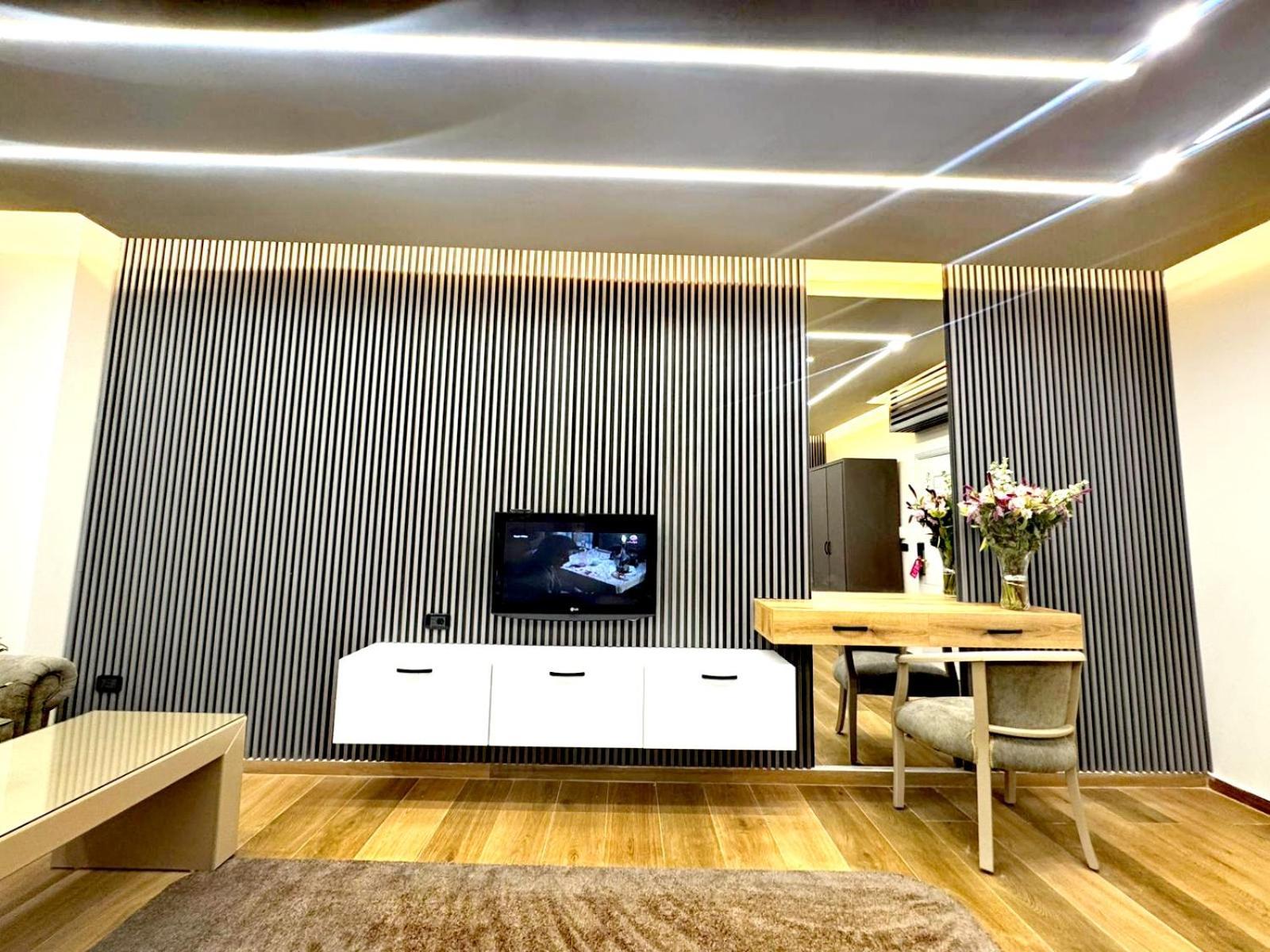 Queens Suite Hotel Beirut Ngoại thất bức ảnh
