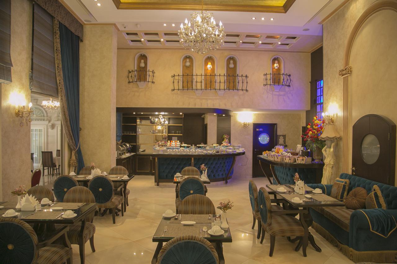 Queens Suite Hotel Beirut Ngoại thất bức ảnh